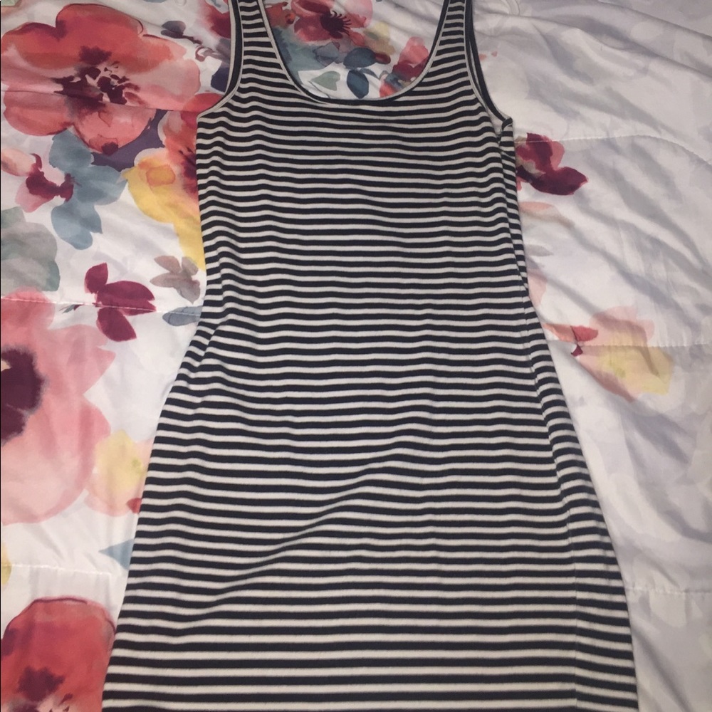Stripped bodycon dress